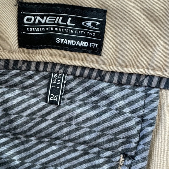 O’neill light khaki standard fit shorts boys 24 - Picture 3 of 5